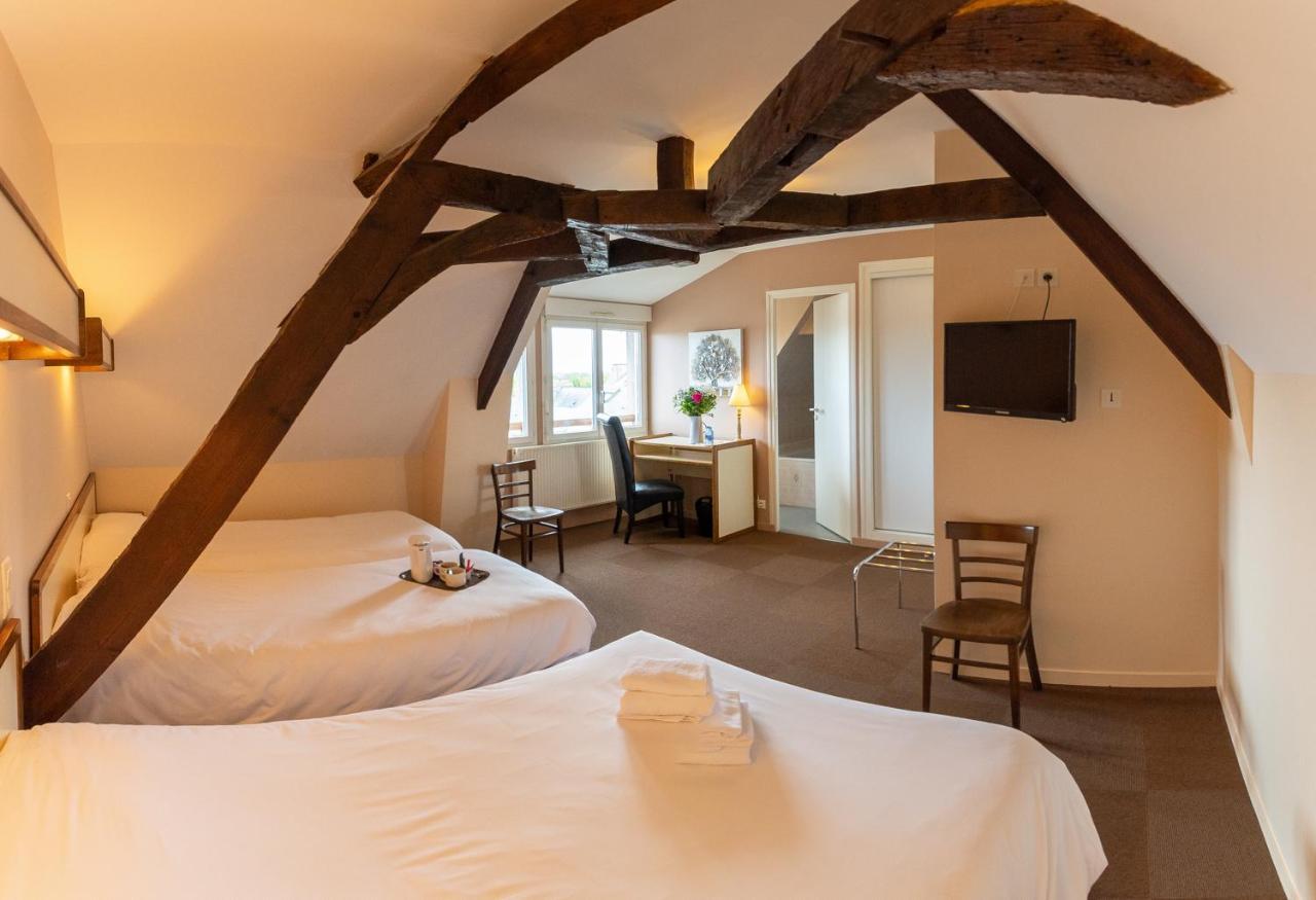 Logis Saint Louis 호텔 La Suze-sur-Sarthe 외부 사진